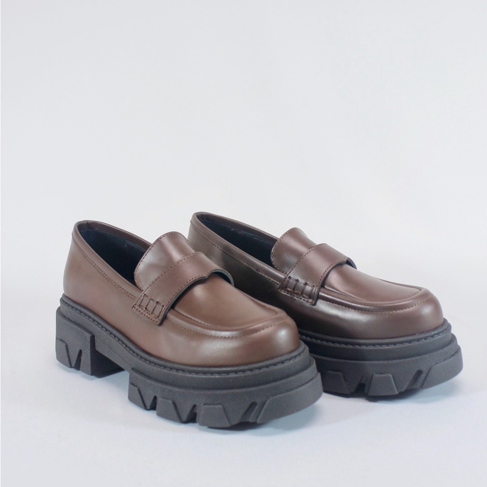 Alohas Brown Loafers, Size 35